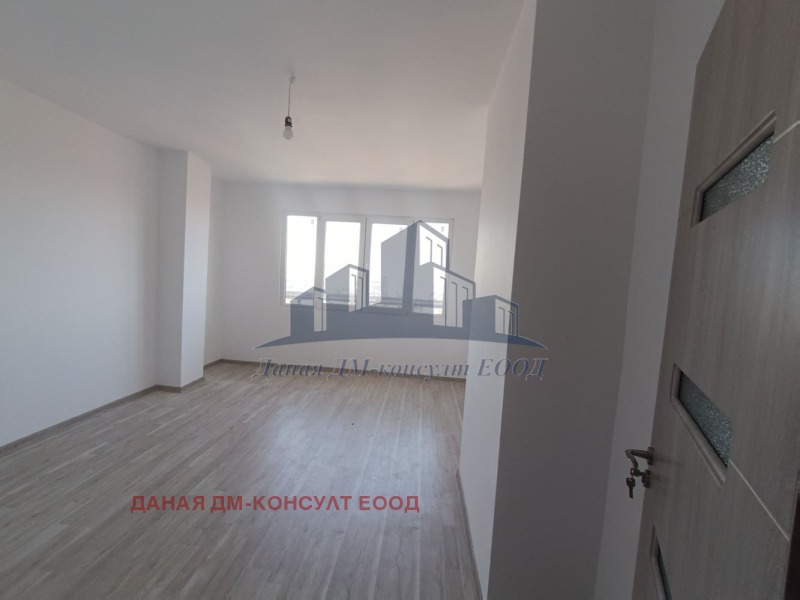 De vânzare  2 dormitoare Șumen , Țentâr , 70 mp | 98852240 - imagine [7]