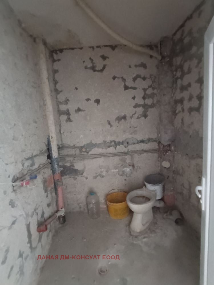 De vânzare  2 dormitoare Șumen , Țentâr , 70 mp | 98852240 - imagine [16]