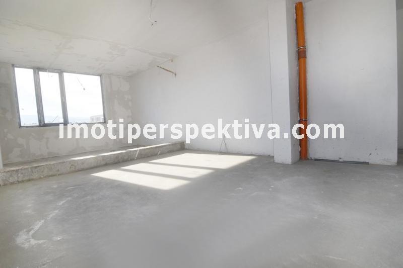 Продава МНОГОСТАЕН, гр. Пловдив, Кючук Париж, снимка 2 - Апартаменти - 52397899