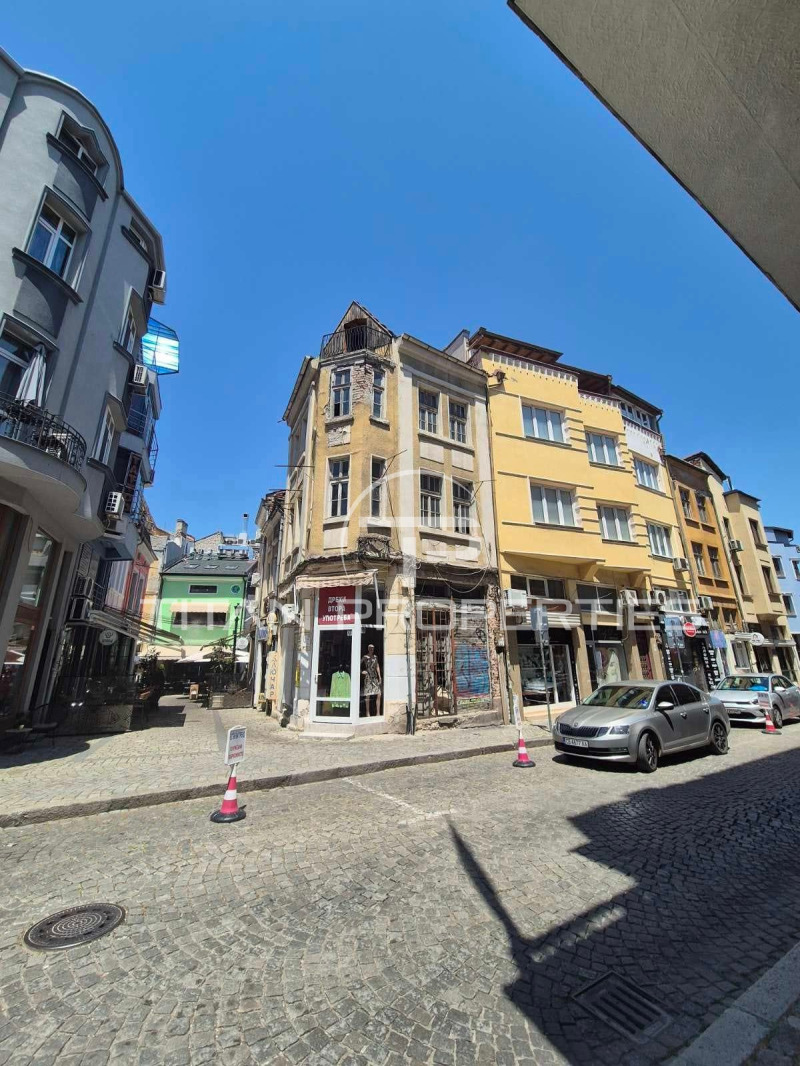 Продава КЪЩА, гр. Пловдив, Център