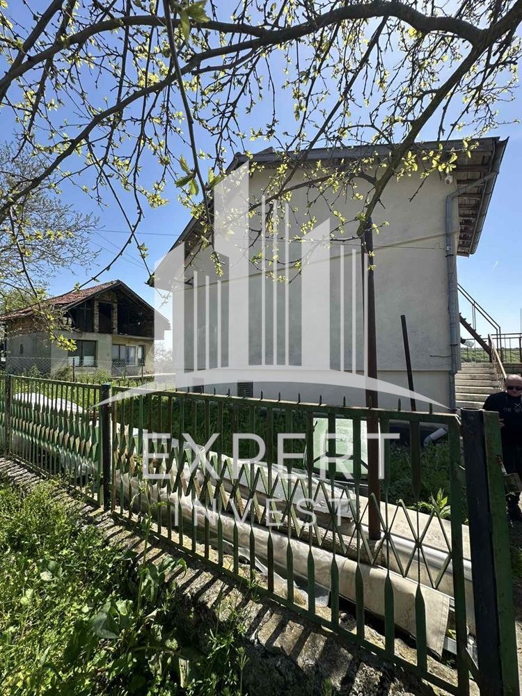 Продава КЪЩА, с. Климентово, област Варна, снимка 5 - Къщи - 54602221