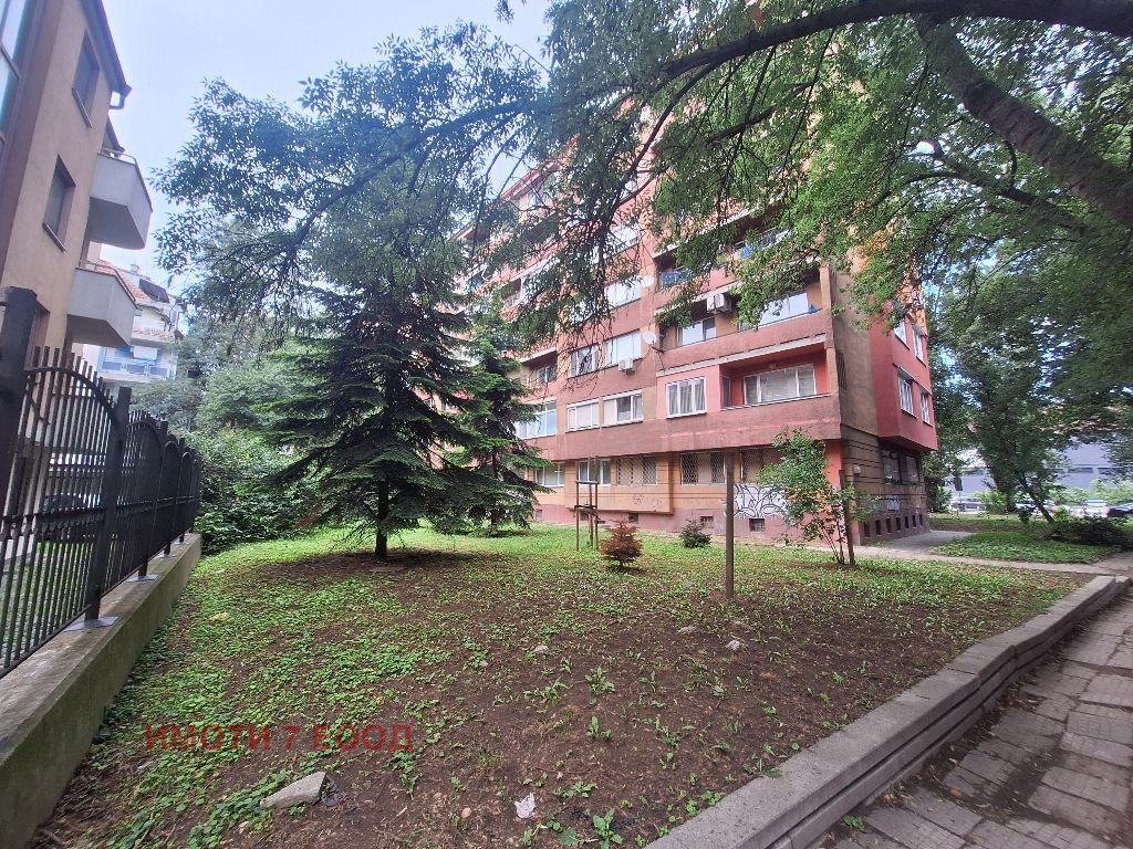 Продава 2-СТАЕН, гр. София, Оборище, снимка 3 - Апартаменти - 55047539