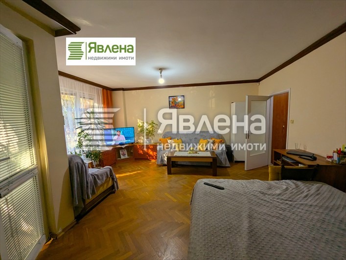 Till salu  2 sovrum Sofia , Belite brezi , 100 kvm | 69295296