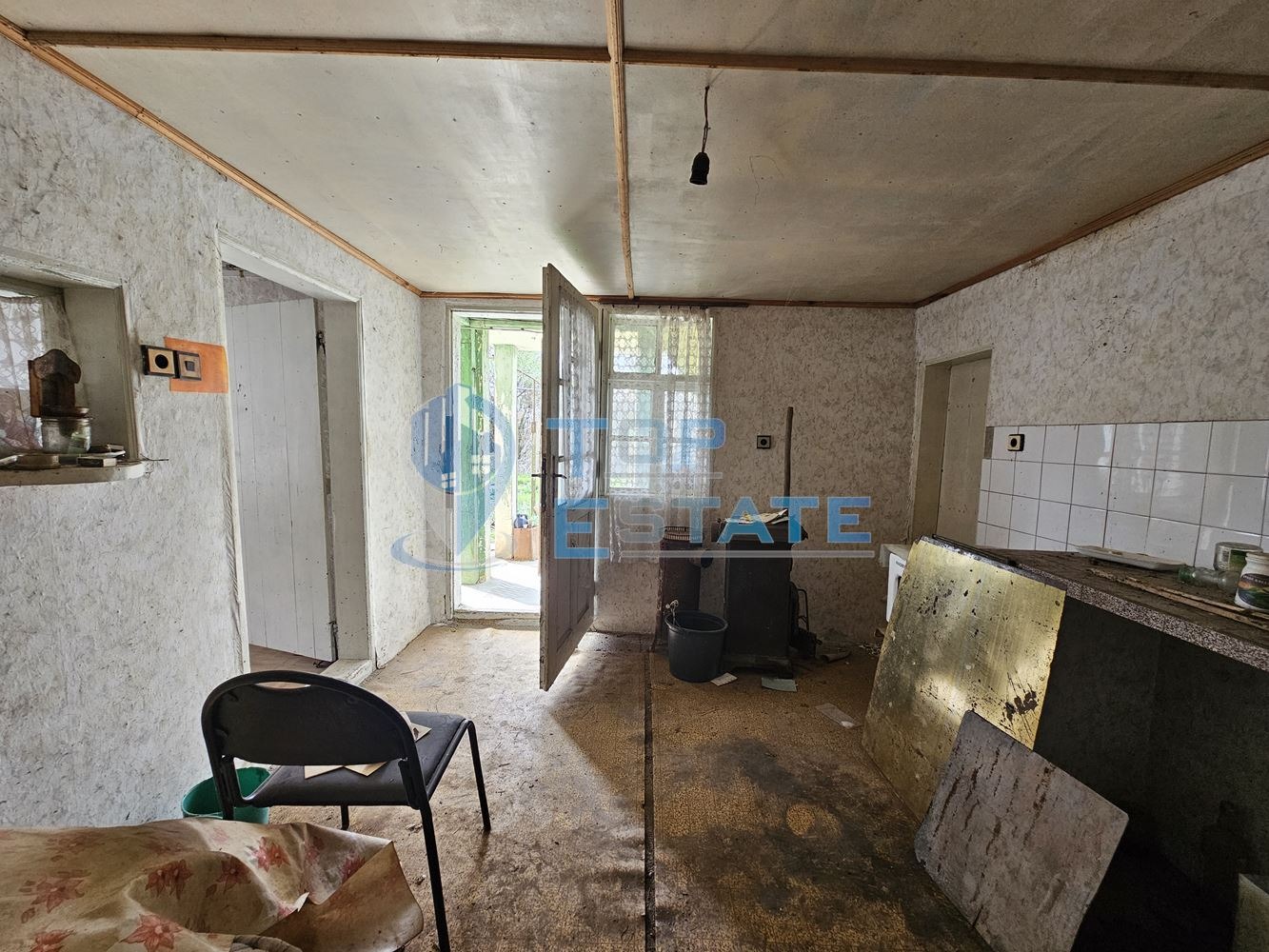 Продава КЪЩА, с. Върбица, област Велико Търново, снимка 2 - Къщи - 46754025