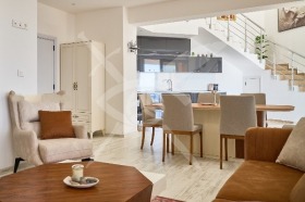 МЕЗОНЕТ, 390 m2