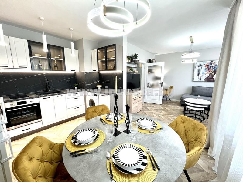 Продава  3-стаен град Пловдив , Младежки Хълм , 97 кв.м | 27143661 - изображение [3]