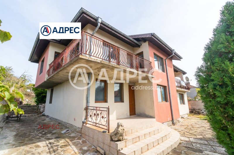 À venda  Casa região Varna , Biala , 240 m² | 94159729