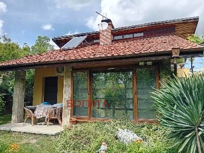 Продава ВИЛА, с. Дълбоки, област Стара Загора, снимка 2 - Вили - 52576905