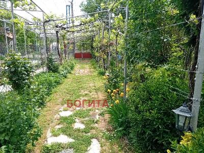 Продава ВИЛА, с. Дълбоки, област Стара Загора, снимка 4 - Вили - 52576905