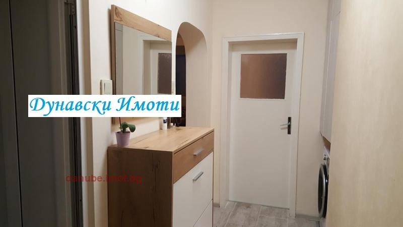 Продава 3-СТАЕН, гр. Русе, Възраждане, снимка 11 - Апартаменти - 54702174