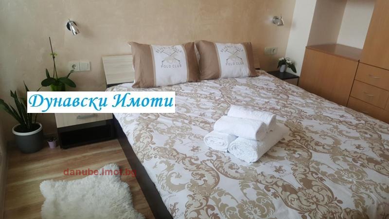 Продава 3-СТАЕН, гр. Русе, Възраждане, снимка 4 - Апартаменти - 54702174