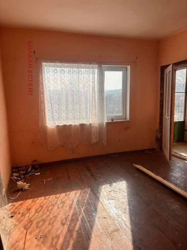 Продава  Къща област Велико Търново , гр. Бяла черква , 140 кв.м | 59595555 - изображение [7]