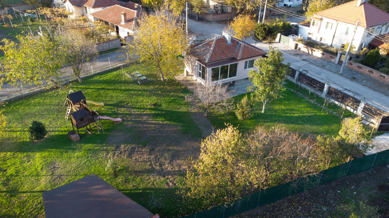 Продава КЪЩА, с. Оризари, област Пловдив