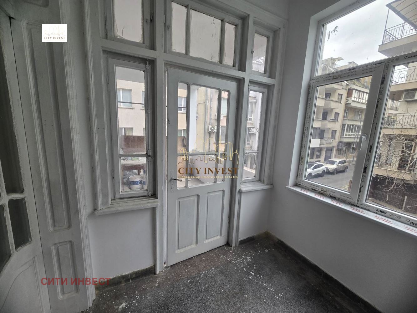 Продава ЕТАЖ ОТ КЪЩА, гр. Бургас, Център, снимка 4 - Етаж от къща - 55049149