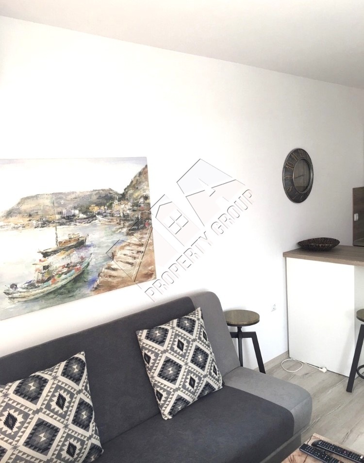 In vendita  1 camera da letto Burgas , Sarafovo , 55 mq | 35041135