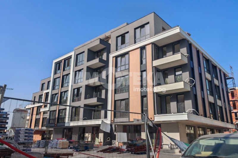 Satılık  2 yatak odası Plovdiv , Karşiyaka , 114 metrekare | 33097945