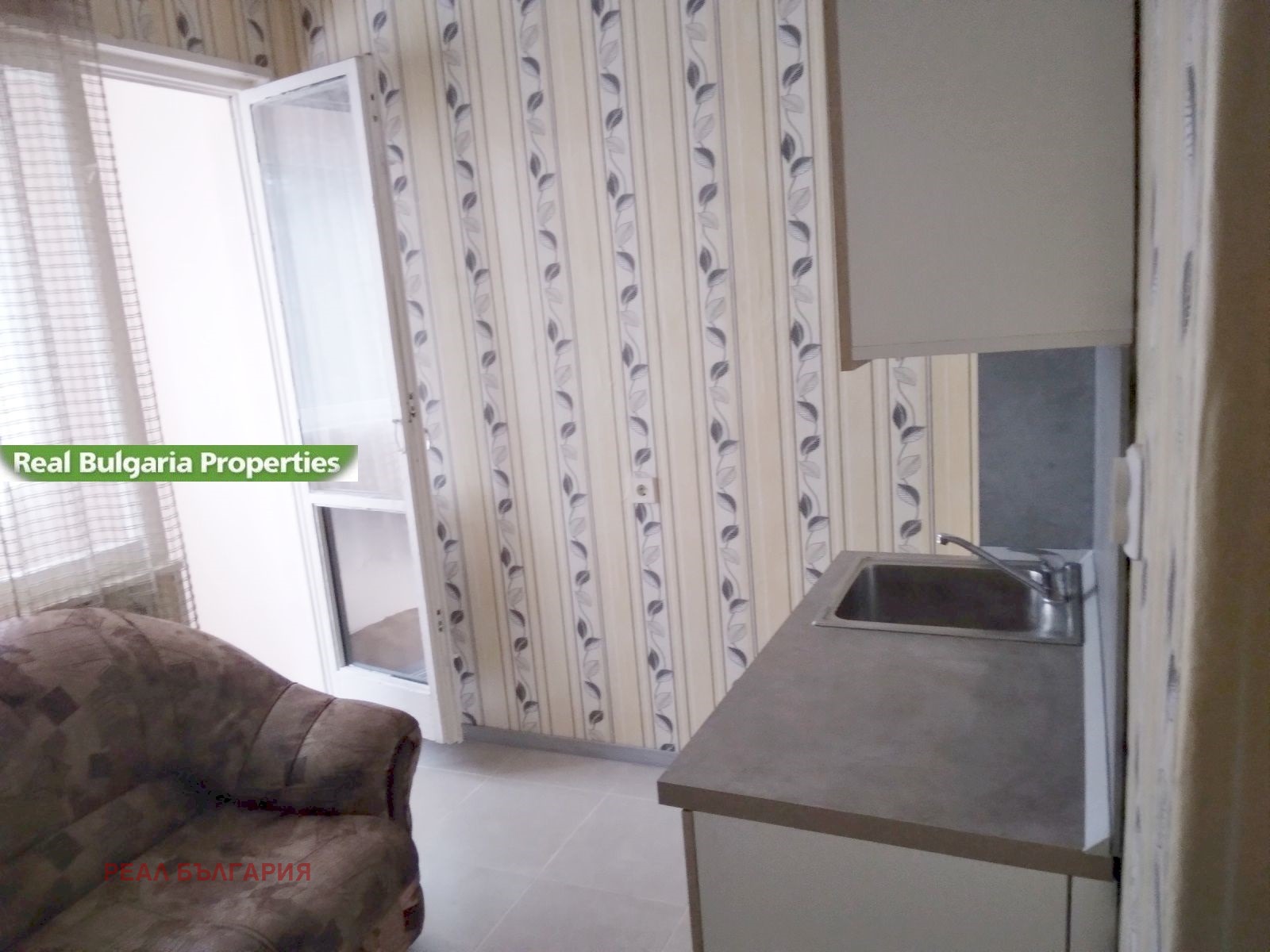 Продава 1-СТАЕН, гр. Русе, Цветница, снимка 6 - Апартаменти - 54529788