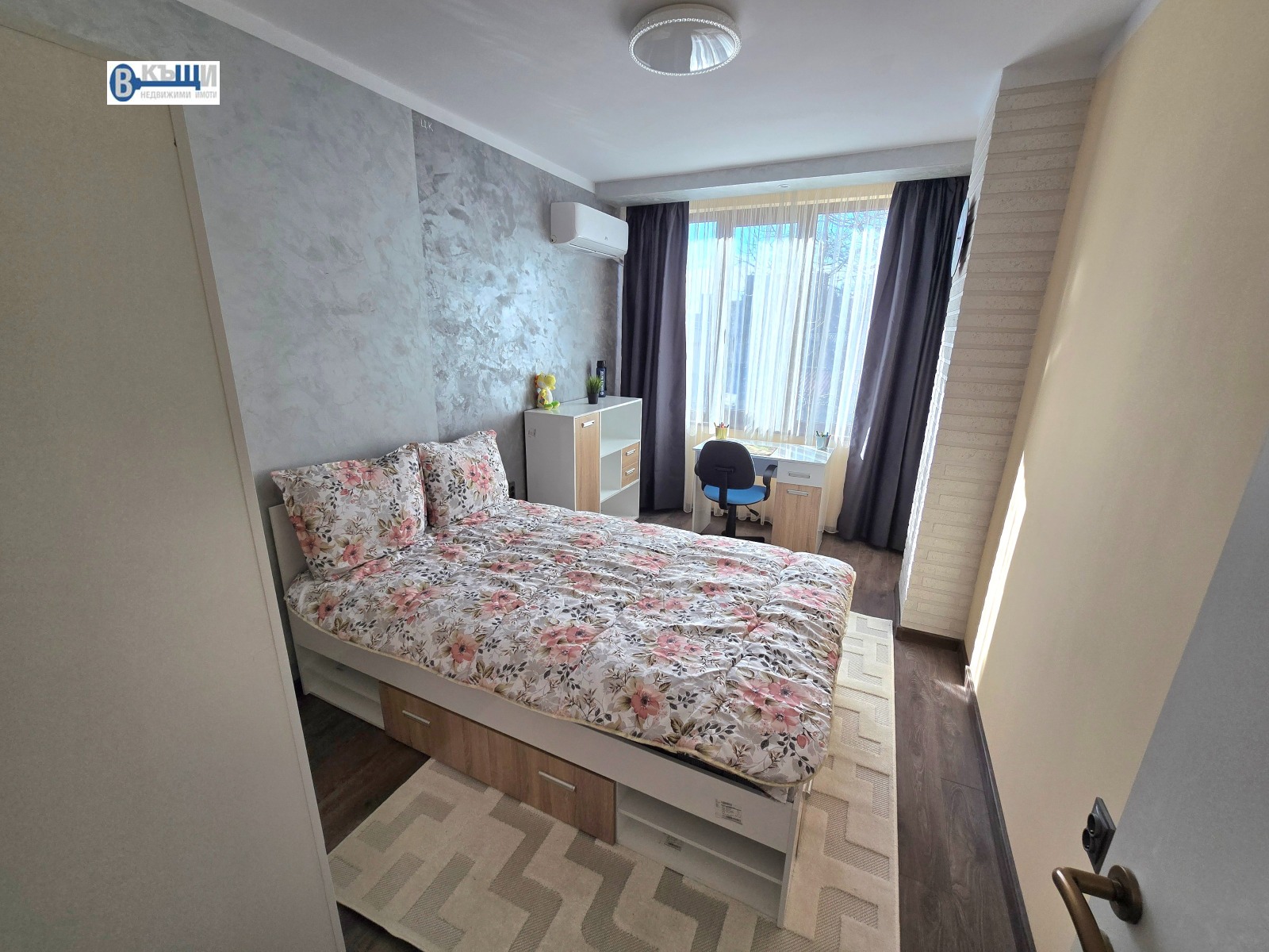 Продава 3-СТАЕН, гр. Велико Търново, Колю Фичето, снимка 9 - Апартаменти - 53645472