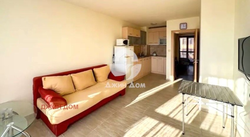 En venta  1 dormitorio región Burgas , Pomorie , 60 metros cuadrados | 11834976