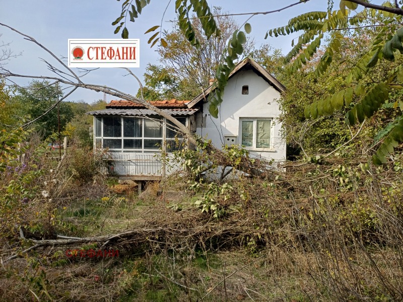 Продава ВИЛА, град Русе, в.з. Левента • 12000 лв. / 6135.50 € • 99443040 1