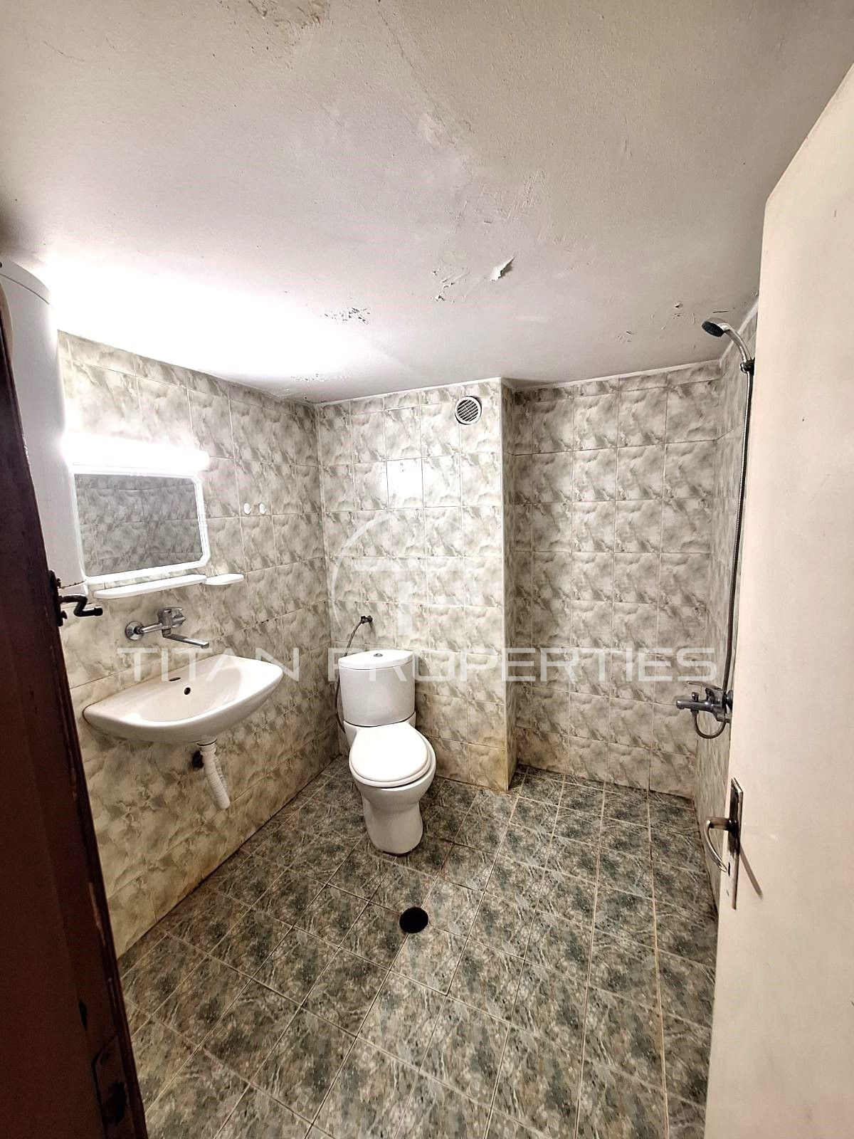 Продава МНОГОСТАЕН, гр. Чепеларе, област Смолян, снимка 16 - Апартаменти - 54366963