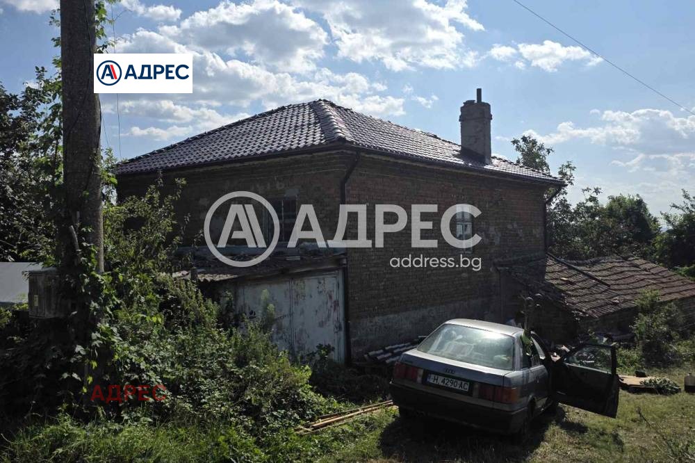 Продава КЪЩА, с. Садово, област Варна