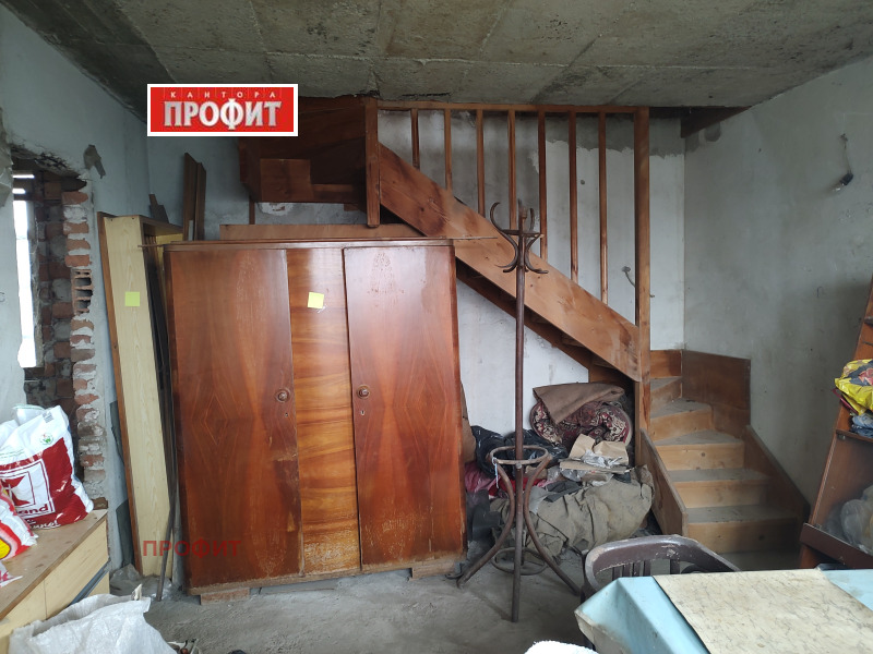 Продава КЪЩА, с. Бенковски, област Пловдив, снимка 15 - Къщи - 52147154