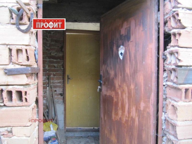 Продава КЪЩА, с. Бенковски, област Пловдив, снимка 2 - Къщи - 52147154