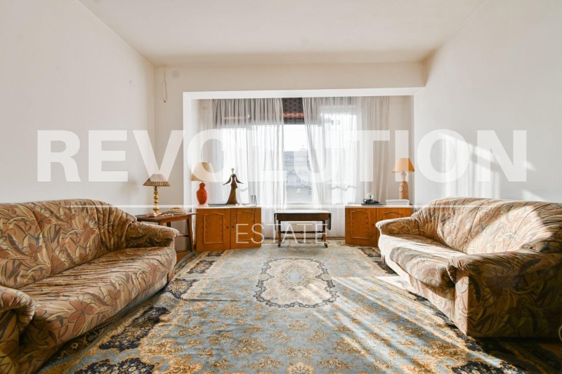 Продава 2-СТАЕН в град София, Център - 57 кв.м / 315 000 € » 616 086.45 лв., РЕВОЛЮШЪН ЕСТЕЙТ