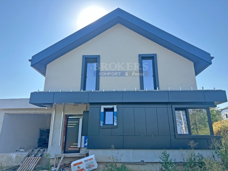 Продава КЪЩА в област Варна, с. Приселци - 120 кв.м / 250 000 € » 488 957.50 лв., КОМФОРТ И ФОРОС БРОКЪРС