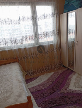 2-стаен град Пловдив, Изгрев 4