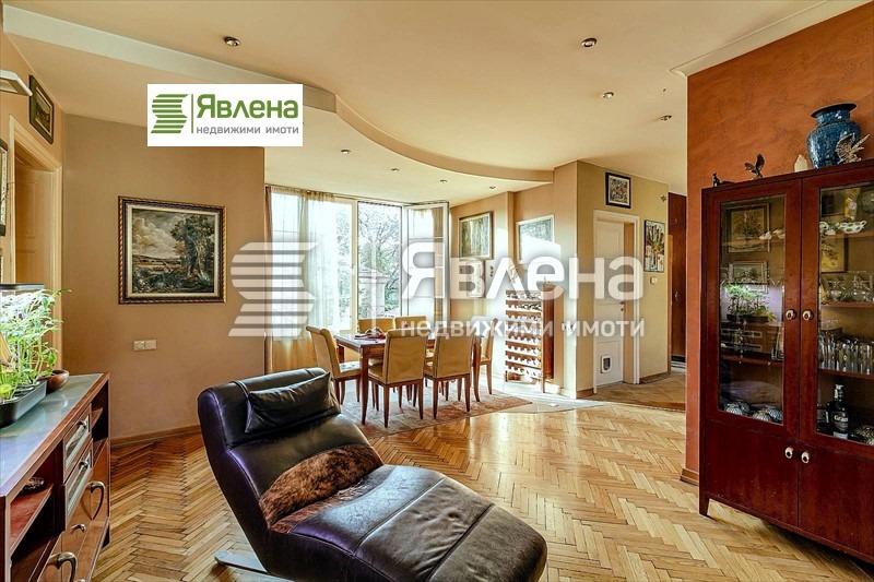 Na prodej  2 ložnice Sofia , Centar , 129 m2 | 64173077 - obraz [3]