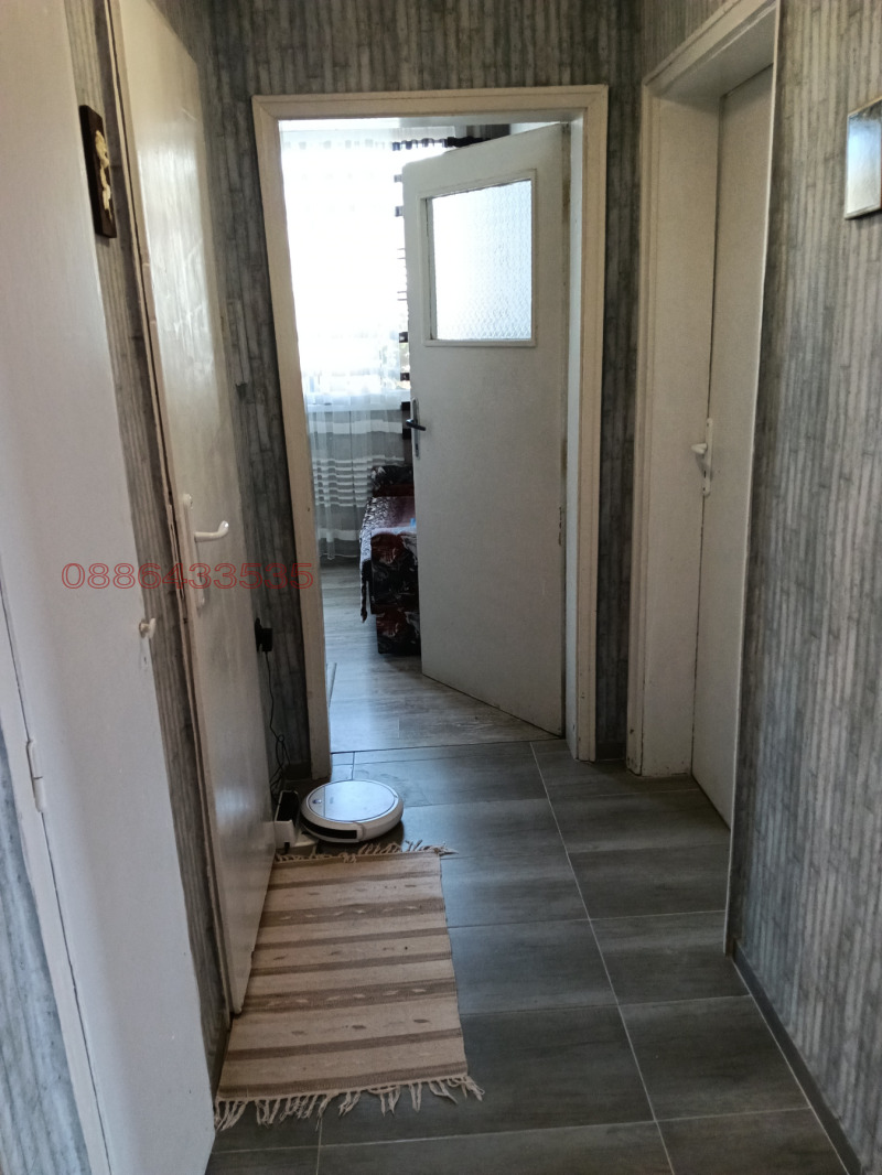 Продава 3-СТАЕН, гр. Чирпан, област Стара Загора, снимка 2 - Апартаменти - 52779833