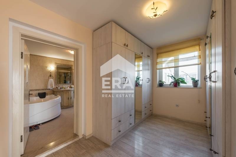 Продава КЪЩА, гр. Варна, м-т Долна Трака, снимка 9 - Къщи - 55374332