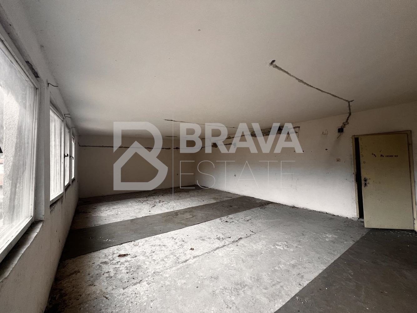 Продава ХОТЕЛ, гр. Тетевен, област Ловеч, снимка 9 - Хотели - 54135086