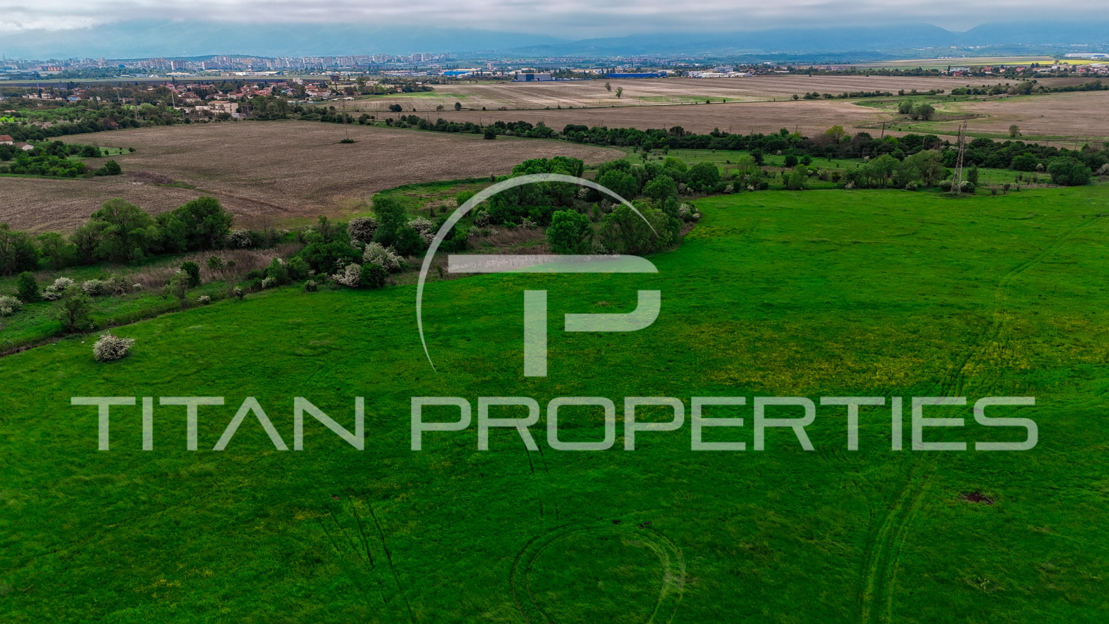 Продава ПАРЦЕЛ, гр. София, с. Волуяк