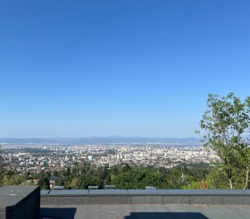 3+ camere da letto Boiana, Sofia