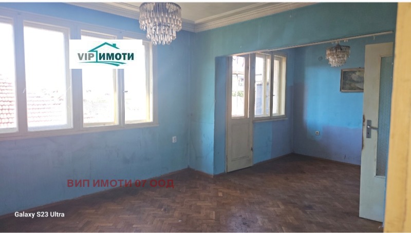 Продава  3-стаен град Ловеч , Център , 84 кв.м | 55244671