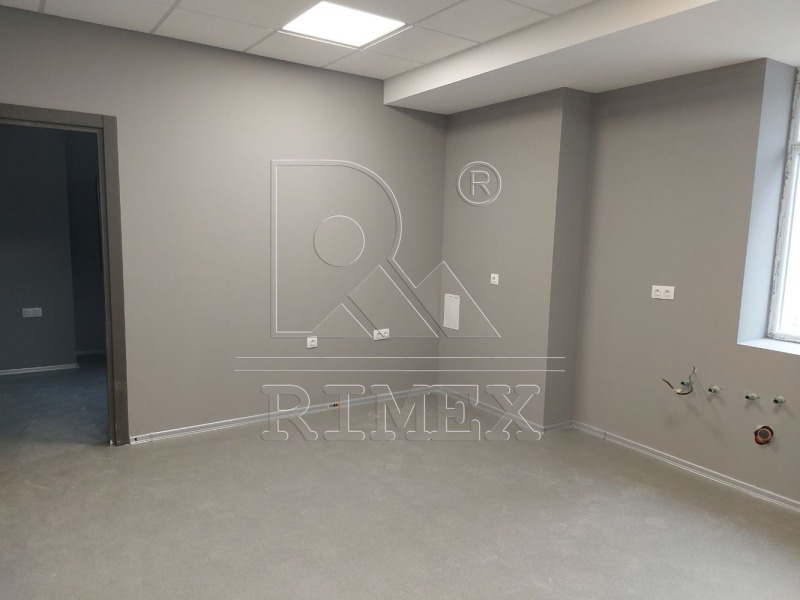 Zu verkaufen  Büro Plowdiw , Zentar , 668 qm | 14950639 - Bild [4]