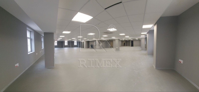 Zu verkaufen  Büro Plowdiw , Zentar , 668 qm | 14950639