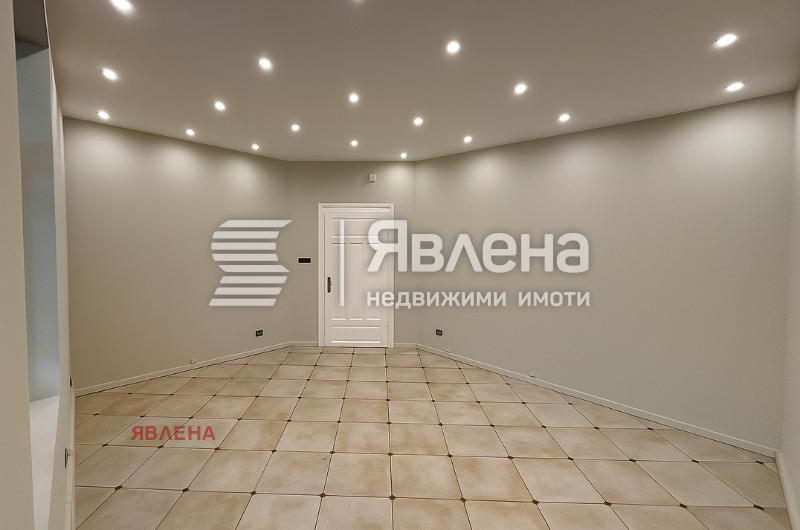 Продава ОФИС, гр. София, Център, снимка 15 - Офиси - 56687144