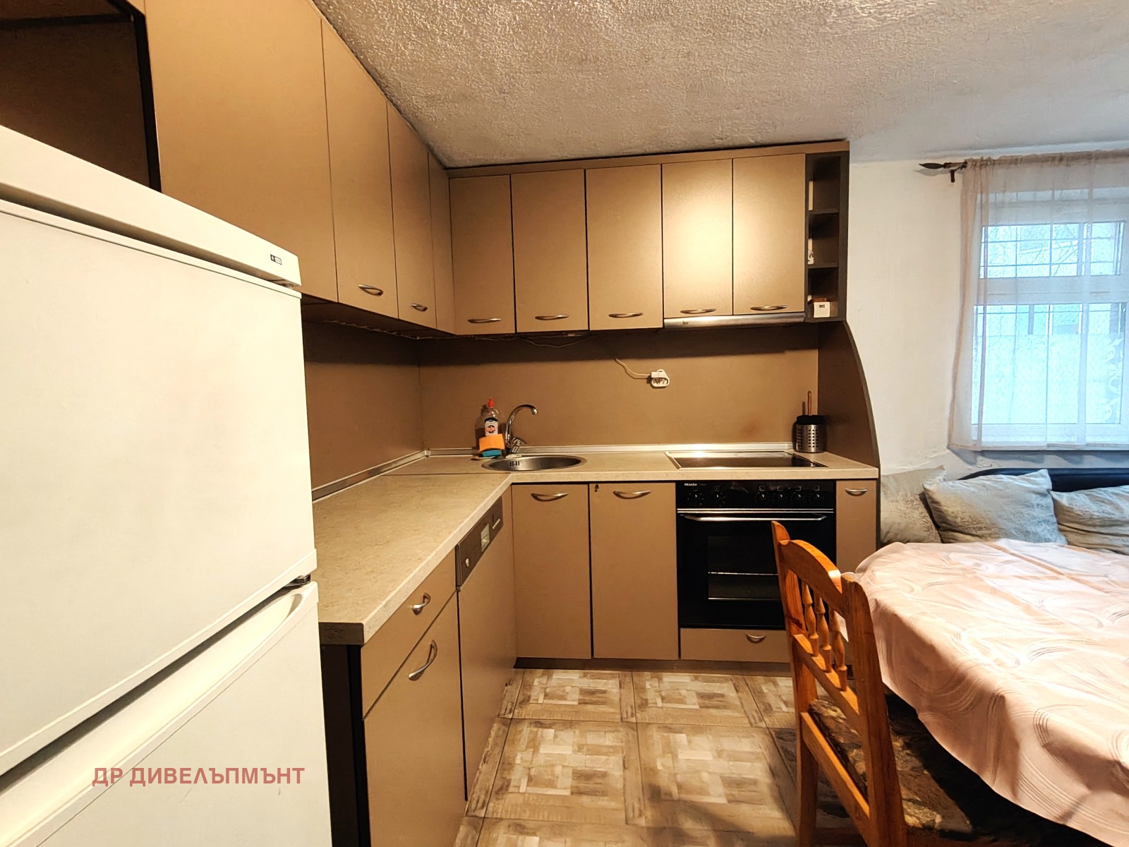 Продава 3-СТАЕН, гр. София, Гео Милев, снимка 9 - Апартаменти - 54600002