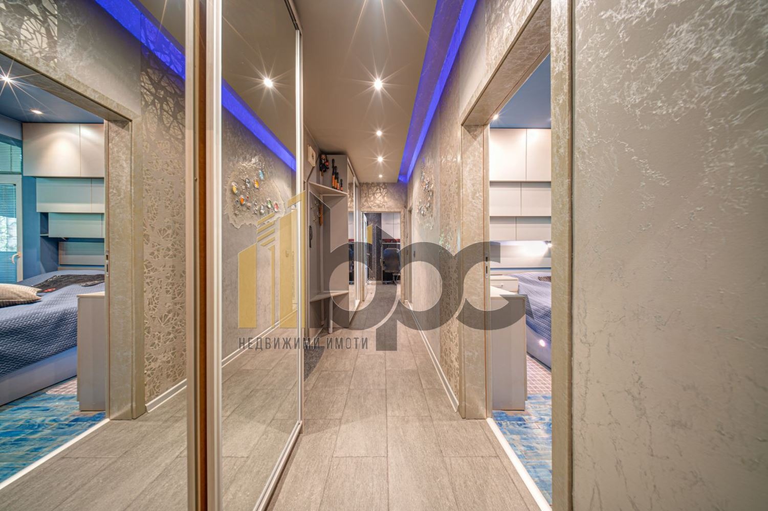 Продава 3-СТАЕН, гр. София, Изток, снимка 4 - Апартаменти - 54739382