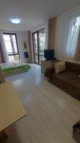 Studio k.k. Slantchev bryag, région Bourgas