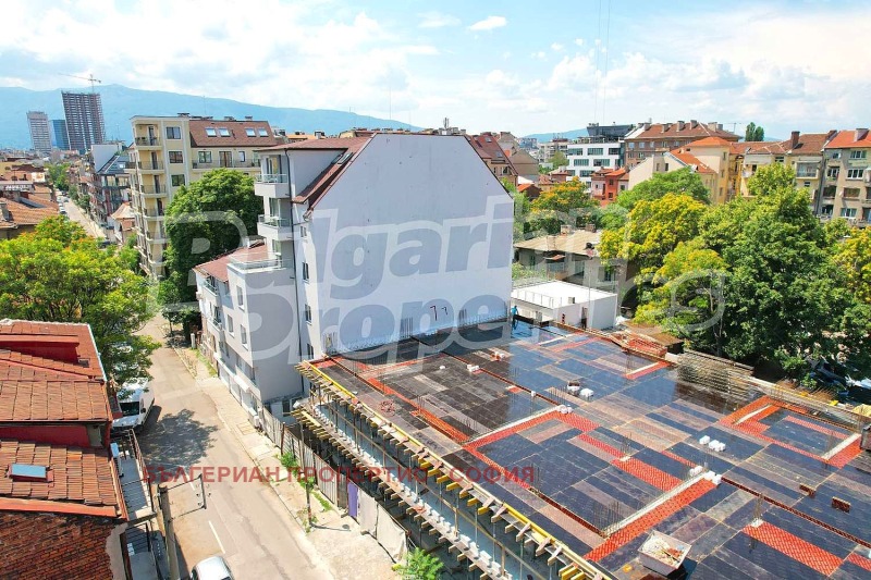 Na prodej  1 ložnice Sofia , Centar , 66 m2 | 33037047