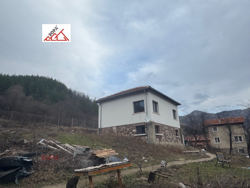 Продава КЪЩА, с. Згориград, област Враца, снимка 1 - Къщи - 48909064