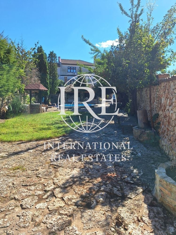 Продава КЪЩА, гр. Варна, м-т Боровец - юг, снимка 8 - Къщи - 55654464