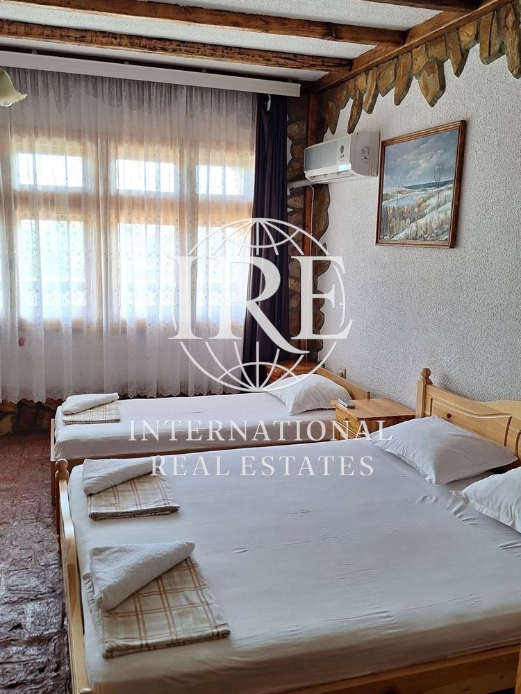 Продава КЪЩА, гр. Варна, м-т Боровец - юг, снимка 15 - Къщи - 55654464