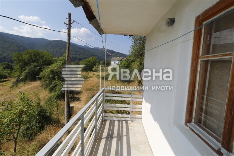 Продава КЪЩА, с. Орехово, област Смолян, снимка 12 - Къщи - 56135363