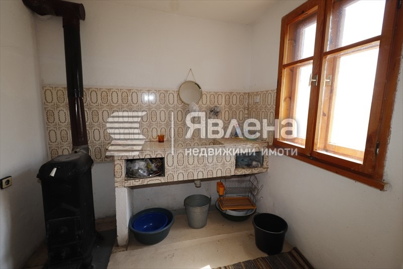 Продава КЪЩА, с. Орехово, област Смолян, снимка 11 - Къщи - 56135363